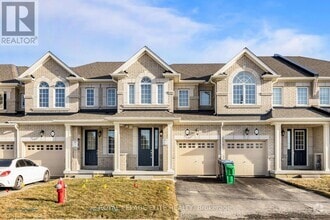 Building Photo - 39 Bushwood Trl