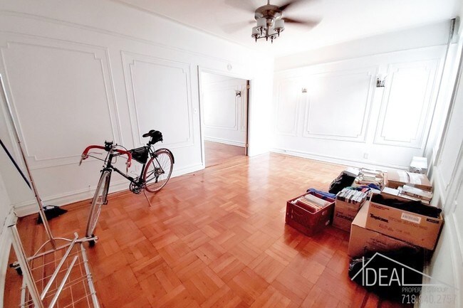 Foto del edificio - 614 40th Street #A8R