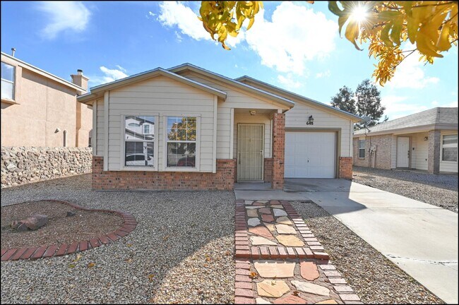 Building Photo - 648 Wind River Ave