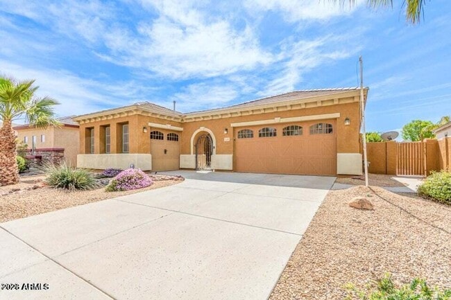 Building Photo - 15369 W Westview Dr