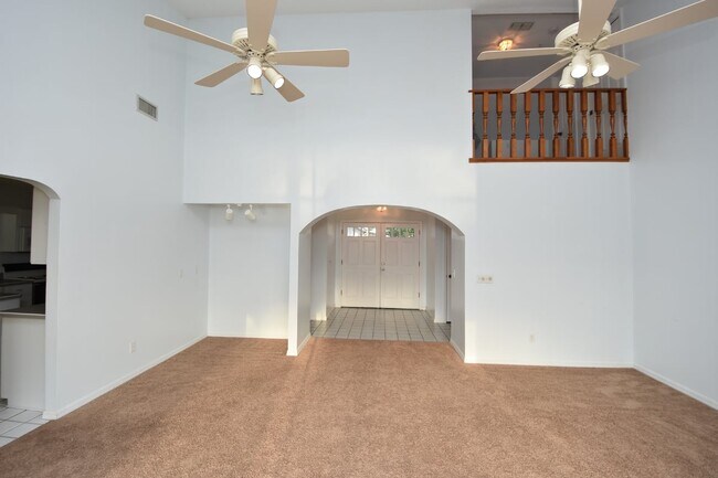 Building Photo - Water front, 2 story canal home.. Palm Harbor subdivision