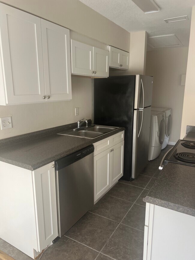 Foto del edificio - 2770 Curry Ford Rd