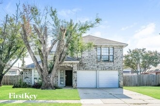 Building Photo - 911 Blewitt Dr