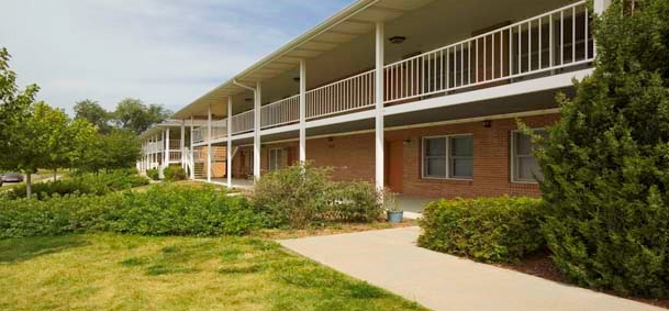 Primary Photo - Lynn Creek Apartments