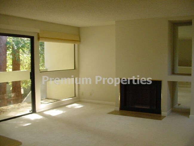 Foto del edificio - 190 Cleaveland Rd