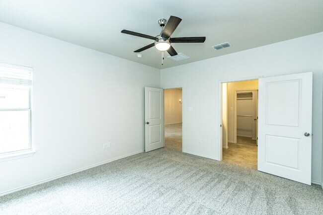 Building Photo - "Charming 2-Bed, 2-Bath Oasis with 1,227 Sq Ft of Comfort in Wolfforth!"