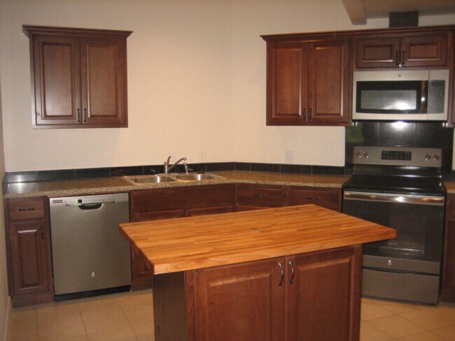 Foto del edificio - Country Living Close to Downtown CDA!