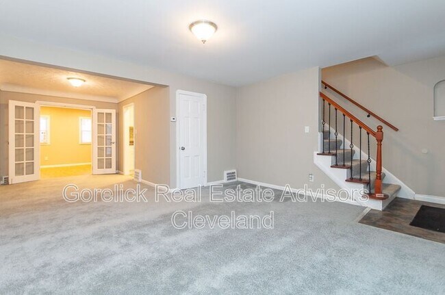 Building Photo - 3943 Strandhill Rd
