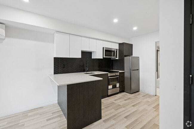 Interior Photo - 5695 Rue Saint-Jacques
