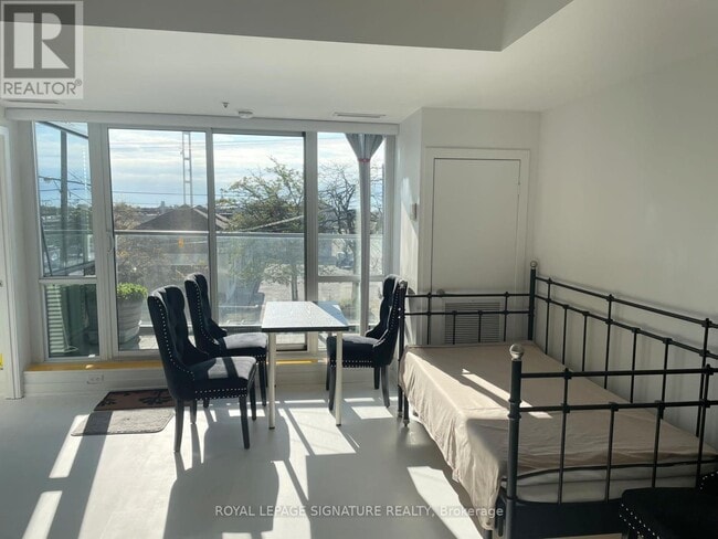 Photo du bâtiment - 51 Lady Bank Rd