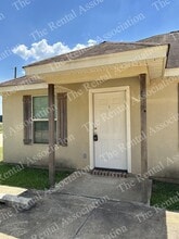 Building Photo - 185 Brownlee Rd