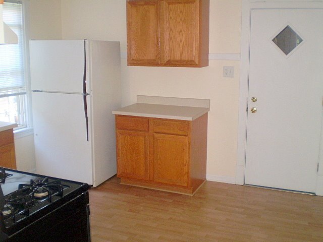 Kitchen 2 - 7219 W Palatine Ave