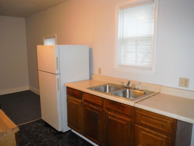 kitchen - 29 3rd St