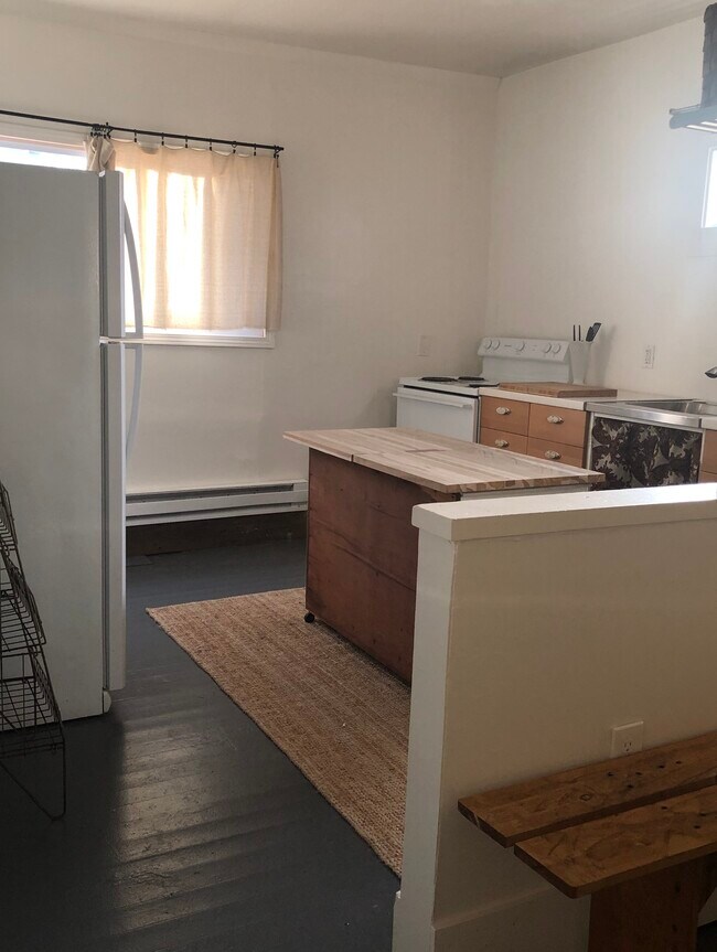 26 Meredith St Unit Apartment A, Delhi, NY 13753 Apartments in Delhi