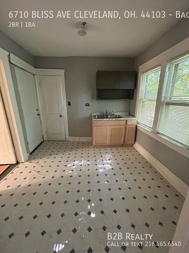 Foto del edificio - Newly renovated 2 Bedroom / 1 Bath