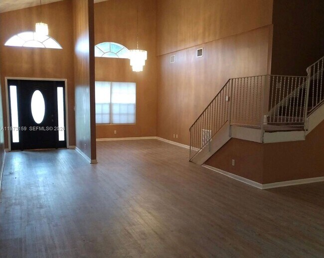 Foto del edificio - 2436 Raleigh St