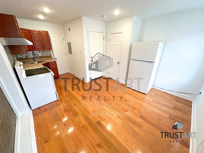 Photo - 2025 N 4th St Apartment