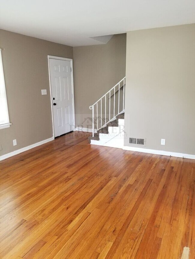 1205 N Cottage Ave, Independence, MO 64050 House Rental in
