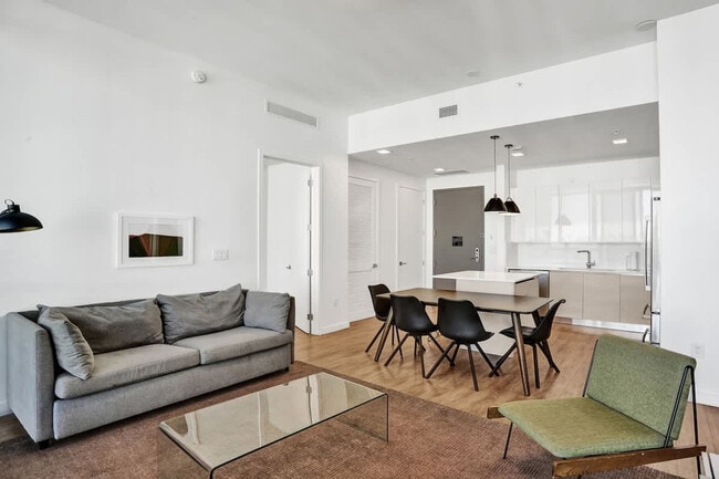 Building Photo - 1220 17th St