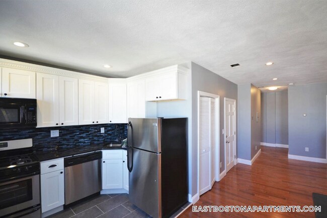 Foto del edificio - 349 Sumner St