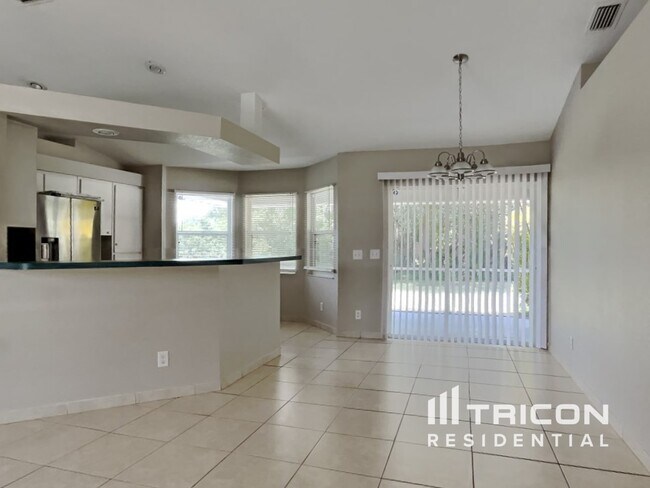 Building Photo - 25410 Rancagua Dr