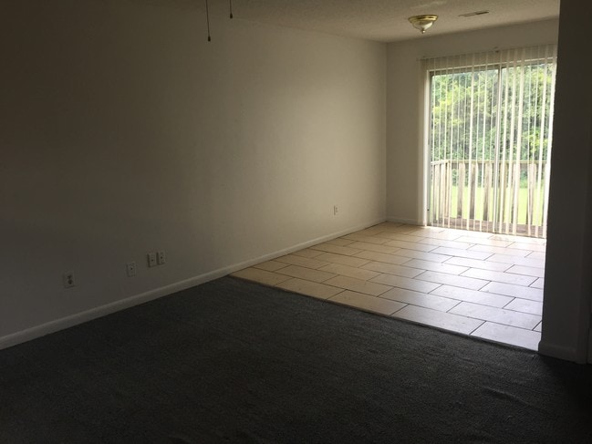 Building Photo - Knight Road Apartments