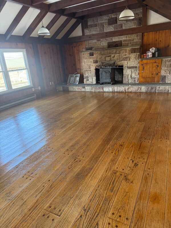 Foto del edificio - 1344 E College Ave