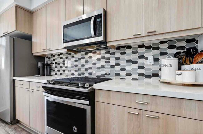 Foto del edificio - 2884 N Glassell St