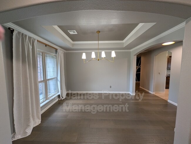 Foto del edificio - 3612 West 107th Ct S