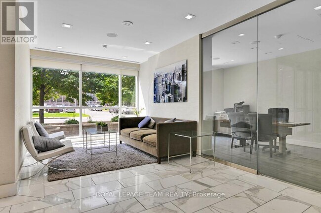 Building Photo - 201 Parkdale Ave