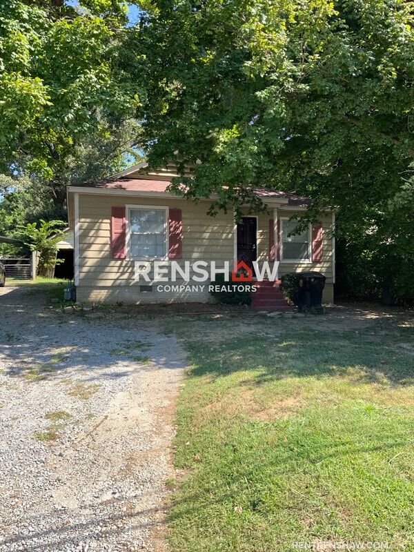 Primary Photo - 810 Tibbs St