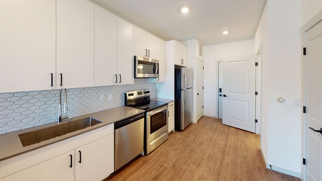 Building Photo - The Prospector Modern