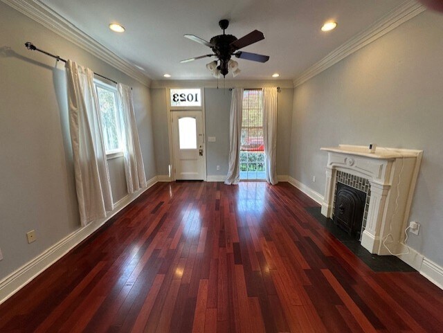 Living room - 1023 General Taylor