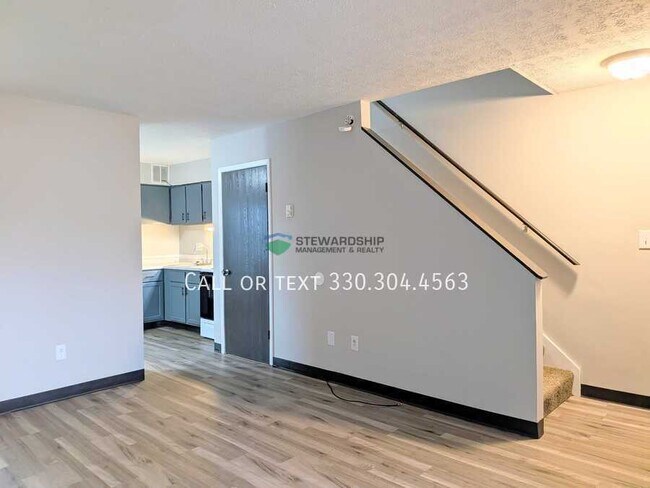 Foto del edificio - 234 Engadine Ct