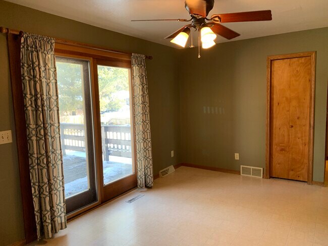 Foto del edificio - 6916 Old Sauk Rd