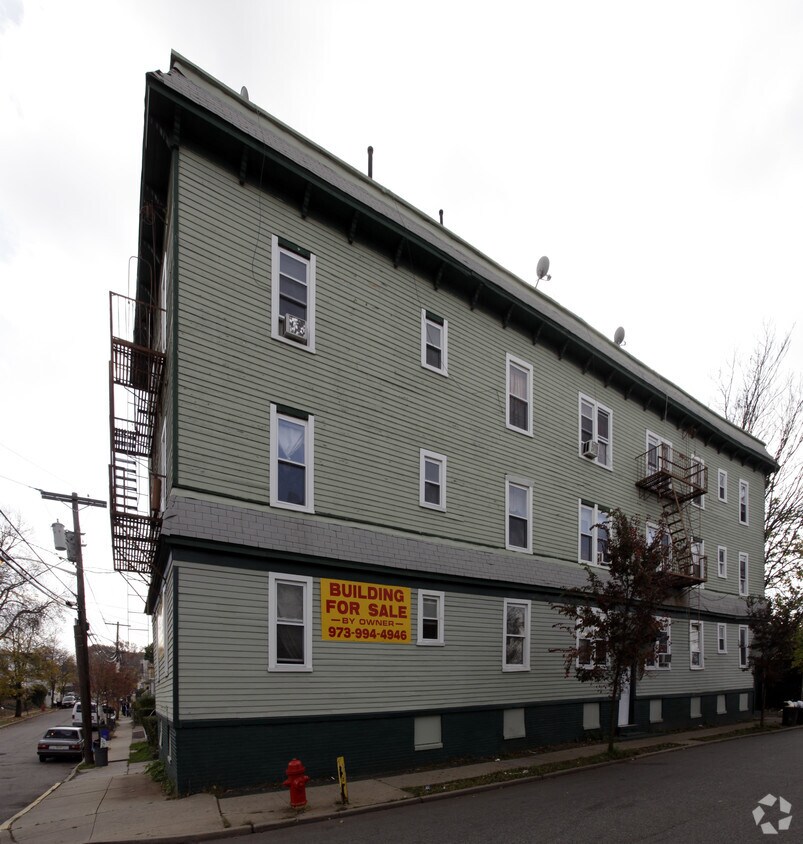 Foto del edificio - 250 Snyder St