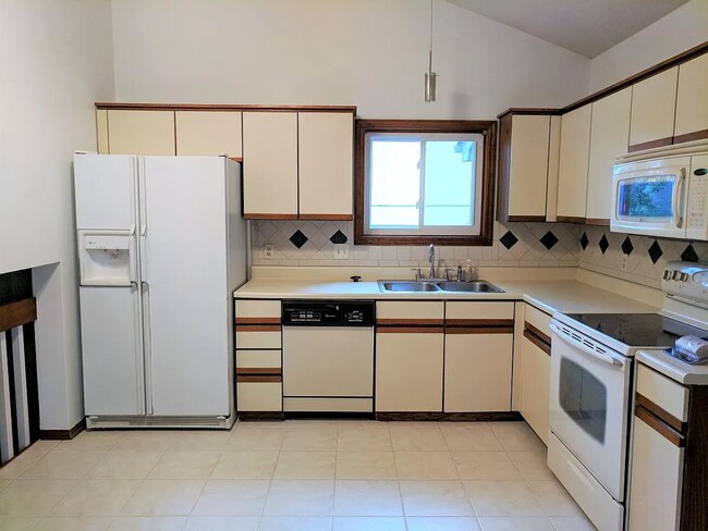 Foto del edificio - 12724 Grant Cir