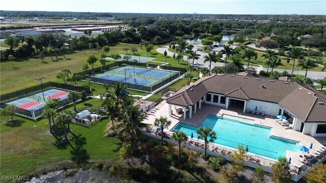 Foto del edificio - 14905 Palamos Cir