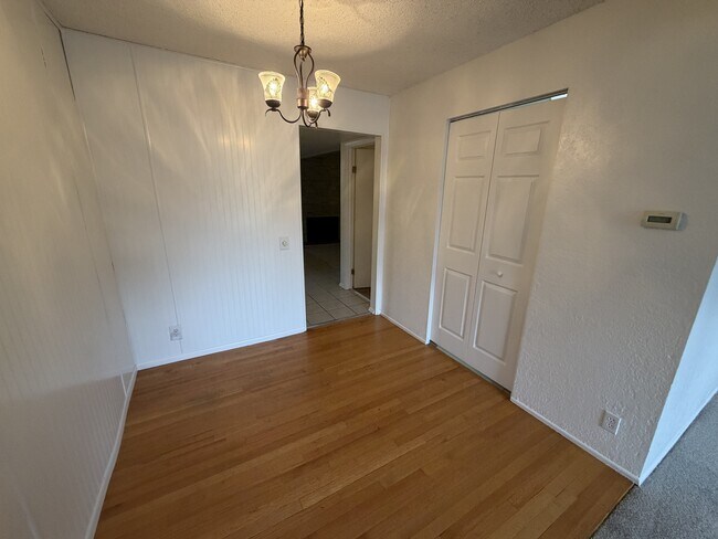 Foto del edificio - 3655 S Kittredge St