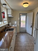 Building Photo - 635 Chestnut St