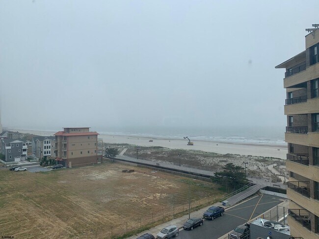 Foto del edificio - 101 S Raleigh Ave