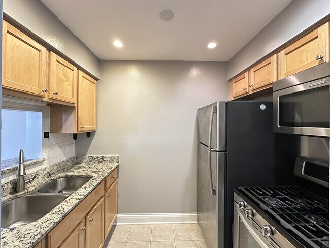Foto del edificio - 654 W Grace St