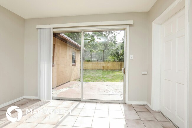 Foto del edificio - 411 S Bay Ave