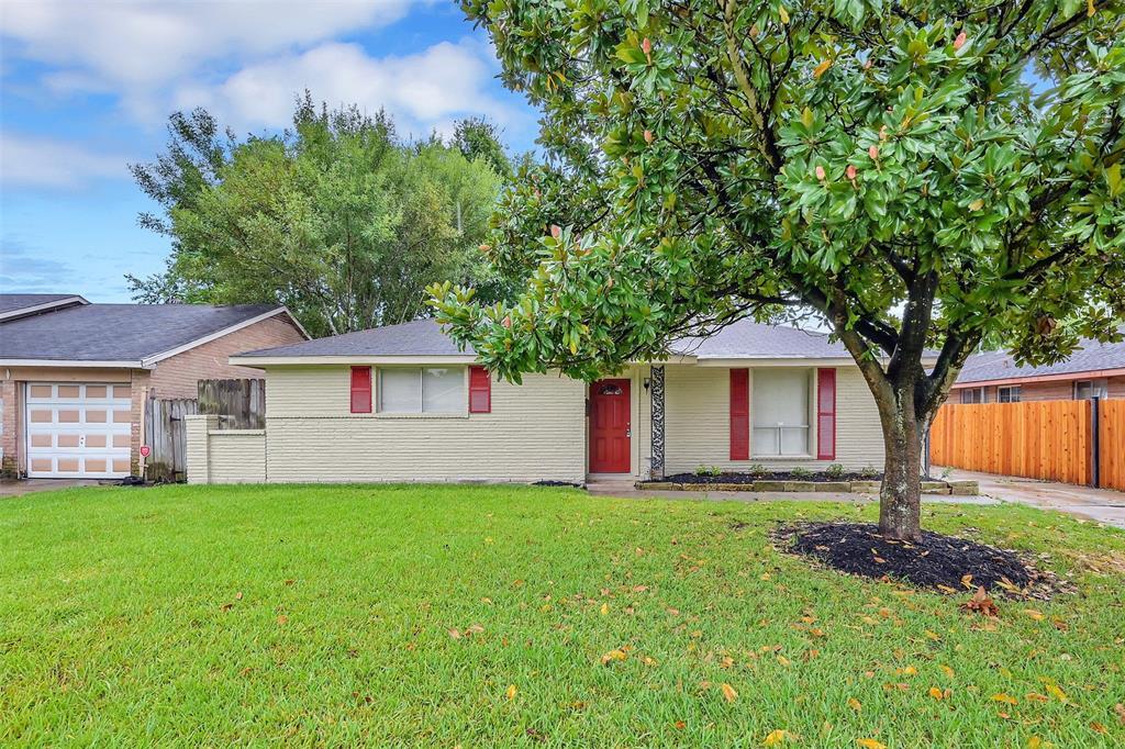 Primary Photo - 10923 Sandstone St