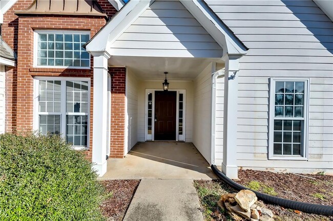 Building Photo - 2725 Wyndham Park Dr NE