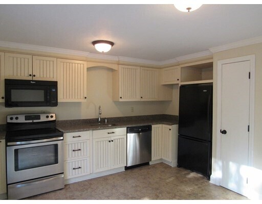Primary Photo - 300 Falmouth Rd