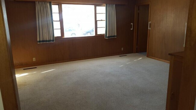 Foto del edificio - 601 W PROSPECT RD.