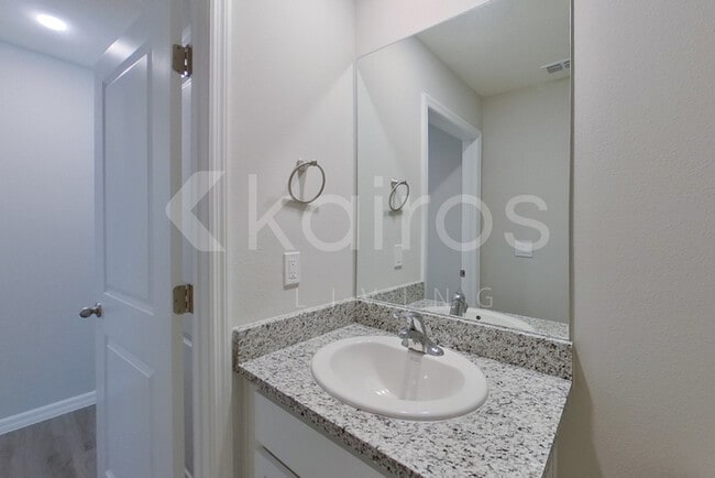 Foto del edificio - 8648 SW 43rd Ter