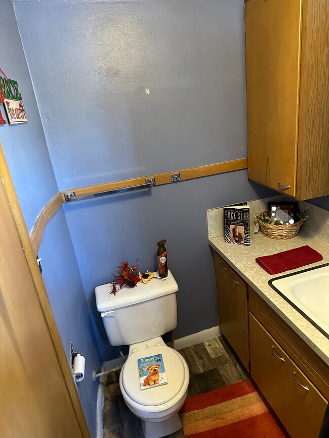 Fotografía del edificio - 402 S Memorial Dr