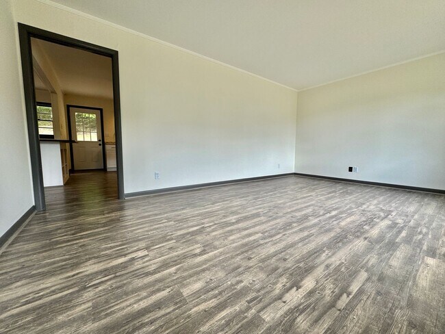 Foto del edificio - Peaceful Country Living on 1+ Acres Just Minutes from Downtown Franklin